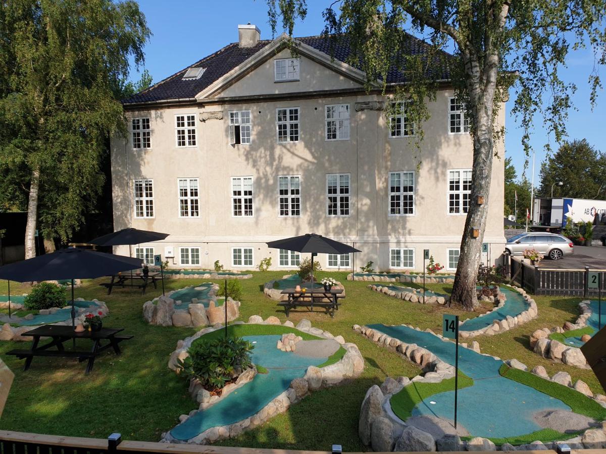Hotel Lillevang 斯莱格思 外观 照片